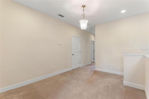 Townhouse in Davenport, Florida 4 bedrooms, 194.54 sq.m. № 1253985 - photo 23