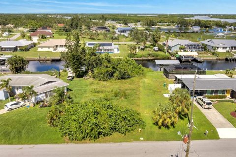 Terreno en venta en Punta Gorda, Florida № 793429 - foto 2