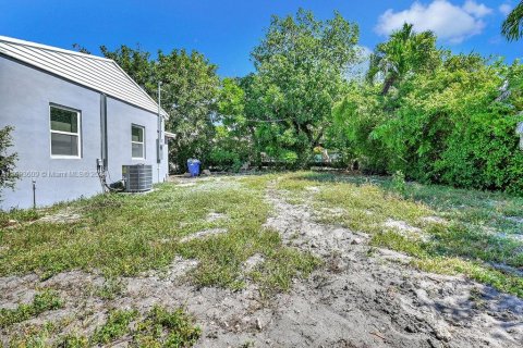 House in Miami Gardens, Florida 3 bedrooms, 82.22 sq.m. № 1186717 - photo 4