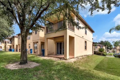 Townhouse in Davenport, Florida 4 bedrooms, 172.43 sq.m. № 1364535 - photo 18