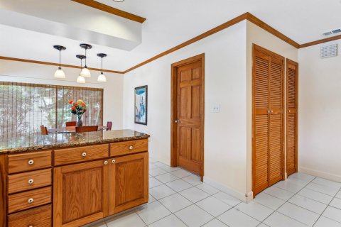 Villa ou maison à vendre à Delray Beach, Floride: 2 chambres, 288.28 m2 № 956904 - photo 10