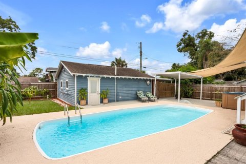 Villa ou maison à vendre à Tampa, Floride: 2 chambres, 120.87 m2 № 1363365 - photo 29