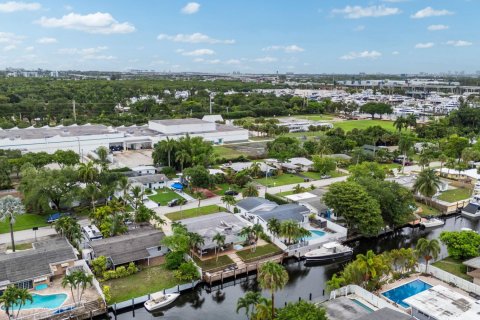 Villa ou maison à vendre à Fort Lauderdale, Floride: 3 chambres, 170.01 m2 № 1230200 - photo 8