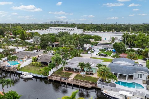 Villa ou maison à vendre à Fort Lauderdale, Floride: 3 chambres, 170.01 m2 № 1230200 - photo 6