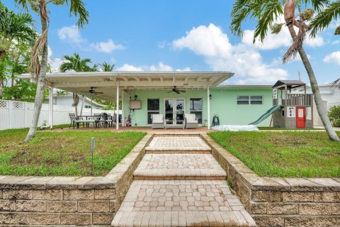 Villa ou maison à vendre à Fort Lauderdale, Floride: 3 chambres, 170.01 m2 № 1230200 - photo 15