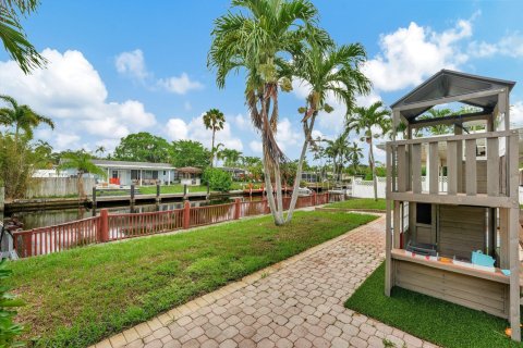 Villa ou maison à vendre à Fort Lauderdale, Floride: 3 chambres, 170.01 m2 № 1230200 - photo 17