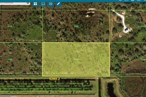 Terreno en venta en Punta Gorda, Florida № 966213 - foto 2