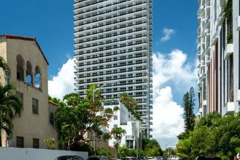 Apartamento en venta en Miami, Florida, 3 dormitorios, 143 m2 № 76776 - foto 7