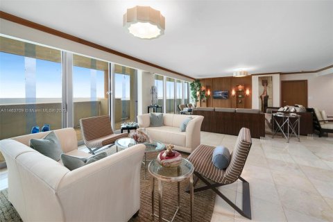 Condo in Miami Beach, Florida, 3 bedrooms  № 754130 - photo 7