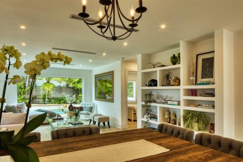 Villa ou maison à vendre à Key Biscayne, Floride: 4 chambres, 250.74 m2 № 942700 - photo 9