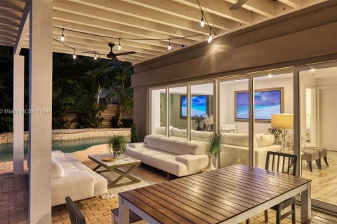 Villa ou maison à vendre à Key Biscayne, Floride: 4 chambres, 250.74 m2 № 942700 - photo 13