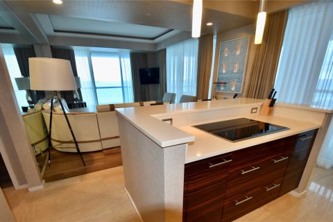 Condo in Fort Lauderdale, Florida, 2 bedrooms  № 938629 - photo 9