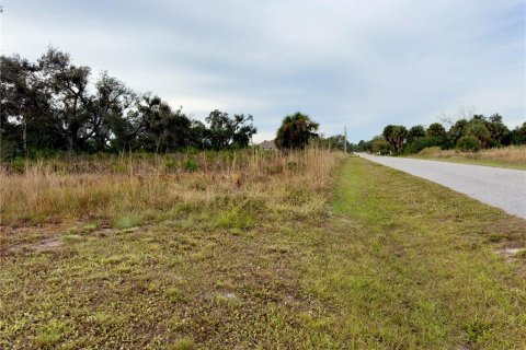 Купить земельный участок в Норт-Порт, Флорида № 934871 - фото 26