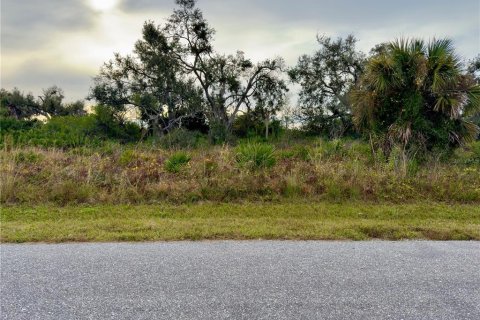 Terrain à vendre à North Port, Floride № 934871 - photo 20