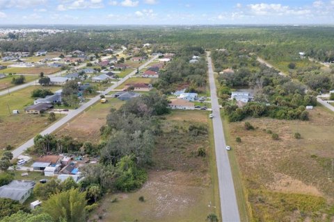 Купить земельный участок в Норт-Порт, Флорида № 934871 - фото 12