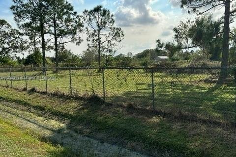 Купить земельный участок в Клуистон, Флорида № 868404 - фото 7