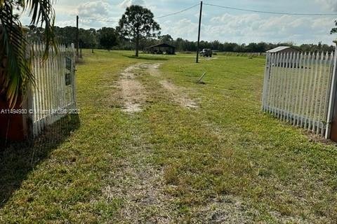 Купить земельный участок в Клуистон, Флорида № 868404 - фото 5
