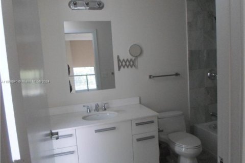 Condominio en venta en Miami, Florida, 1 dormitorio, 89.93 m2 № 1365290 - foto 12