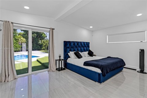 Casa en venta en Miami, Florida, 4 dormitorios, 170.29 m2 № 1315612 - foto 22