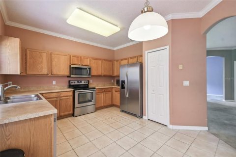 Villa ou maison à vendre à Kissimmee, Floride: 2 chambres, 146.23 m2 № 1317318 - photo 13