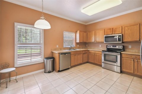 Villa ou maison à vendre à Kissimmee, Floride: 2 chambres, 146.23 m2 № 1317318 - photo 12