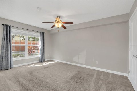 Condo in Orlando, Florida, 2 bedrooms  № 1403356 - photo 15