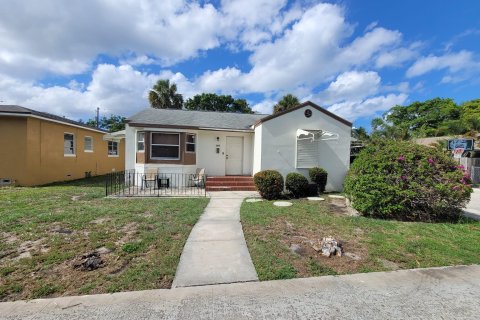 Villa ou maison à vendre à West Palm Beach, Floride: 2 chambres, 132.48 m2 № 939025 - photo 14