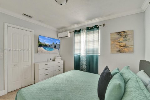 Casa en venta en Oakland Park, Florida, 3 dormitorios, 114.64 m2 № 1101861 - foto 13