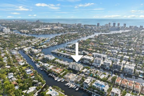 Copropriété à vendre à Fort Lauderdale, Floride: 4 chambres, 249.63 m2 № 1101957 - photo 1