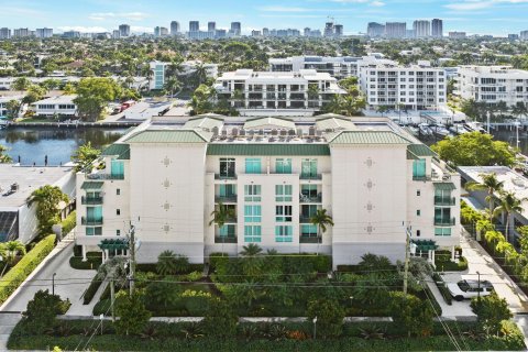 Condominio en venta en Fort Lauderdale, Florida, 4 dormitorios, 249.63 m2 № 1101957 - foto 4