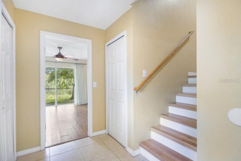 Townhouse in Brandon, Florida 3 bedrooms, 185.34 sq.m. № 1366247 - photo 4