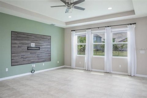 Villa ou maison à louer à Apollo Beach, Floride: 4 chambres, 303.23 m2 № 1367981 - photo 5