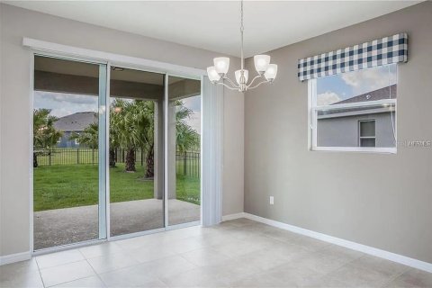 Villa ou maison à louer à Apollo Beach, Floride: 4 chambres, 303.23 m2 № 1367981 - photo 9