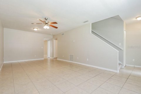 Villa ou maison à louer à Tampa, Floride: 3 chambres, 130.71 m2 № 1367802 - photo 5