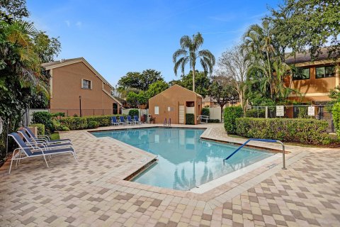 Adosado en venta en Coconut Creek, Florida, 3 dormitorios, 171.68 m2 № 1136515 - foto 2