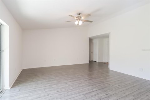 House in Kissimmee, Florida 3 bedrooms, 149.85 sq.m. № 1369628 - photo 4