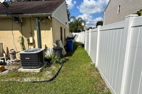 House in Tampa, Florida 3 bedrooms, 152.64 sq.m. № 1369599 - photo 25