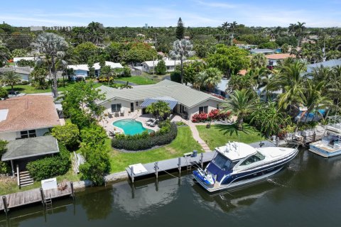 House in Deerfield Beach, Florida 3 bedrooms, 160.44 sq.m. № 1224642 - photo 26