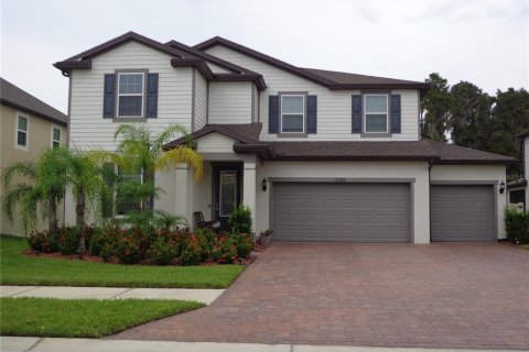 Casa en venta en Tampa, Florida, 4 dormitorios, 303.51 m2 № 1364052 - foto 1