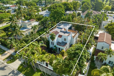 Villa ou maison à vendre à Miami Beach, Floride: 3 chambres, 260.03 m2 № 689601 - photo 1