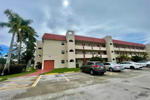 Condominio en venta en Sunrise, Florida, 1 dormitorio, 59.46 m2 № 1329207 - foto 1