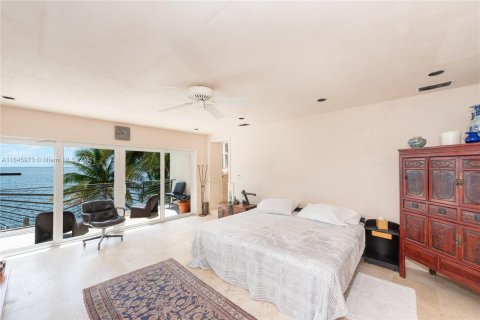 Villa ou maison à vendre à Coral Gables, Floride: 4 chambres, 386.85 m2 № 1329894 - photo 18