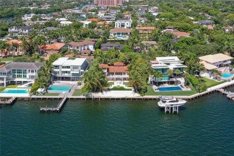 Villa ou maison à vendre à Coral Gables, Floride: 4 chambres, 386.85 m2 № 1329894 - photo 25