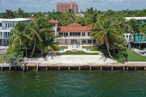 Villa ou maison à vendre à Coral Gables, Floride: 4 chambres, 386.85 m2 № 1329894 - photo 24