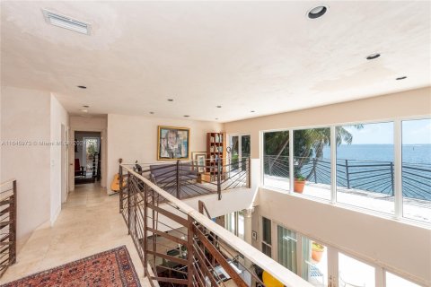 Villa ou maison à vendre à Coral Gables, Floride: 4 chambres, 386.85 m2 № 1329894 - photo 13