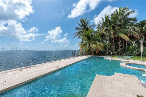 Villa ou maison à vendre à Coral Gables, Floride: 4 chambres, 386.85 m2 № 1329894 - photo 4