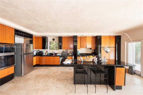 Casa en venta en Coral Gables, Florida, 4 dormitorios, 386.85 m2 № 1329894 - foto 12