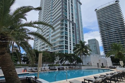 Condo in Miami, Florida, 2 bedrooms  № 1367386 - photo 22