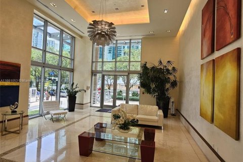 Condominio en alquiler en Miami, Florida, 2 dormitorios, 127.09 m2 № 1367386 - foto 2