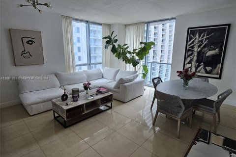 Copropriété à louer à Miami, Floride: 2 chambres, 127.09 m2 № 1367386 - photo 6